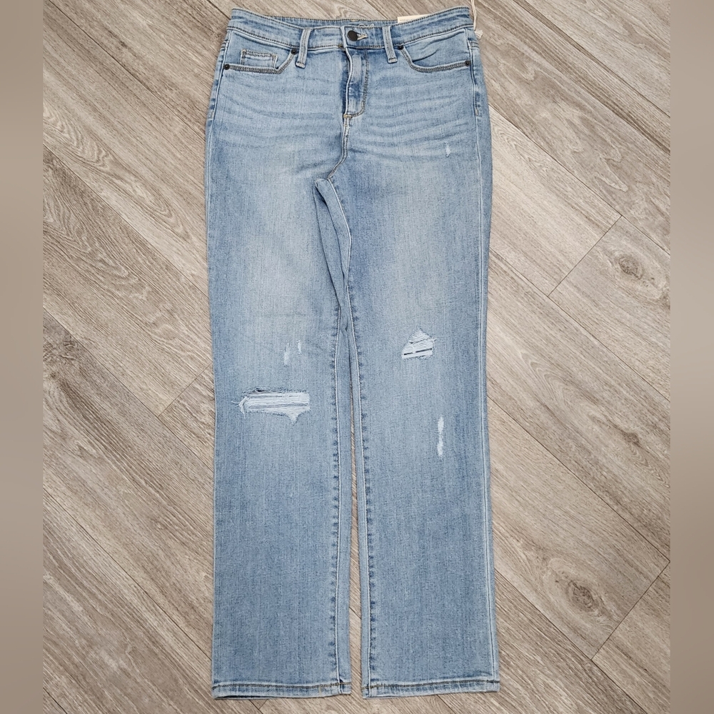 Universal Thread Distressed Straight Leg Cropped Jeans